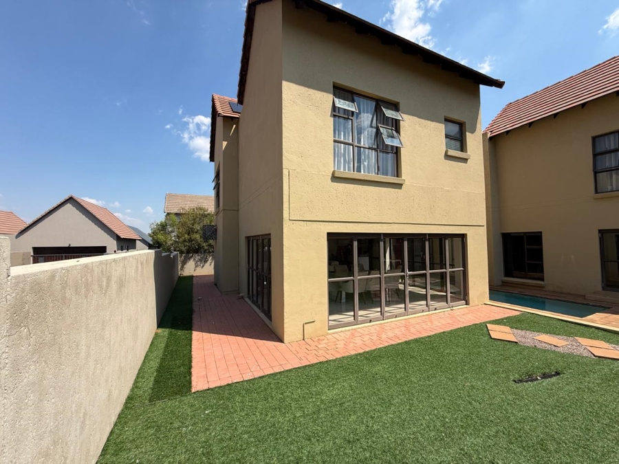 4 Bedroom Property for Sale in Leloko Lifestyle Estate North West